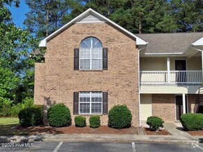 Building Photo - 2922 Mulberry Ln