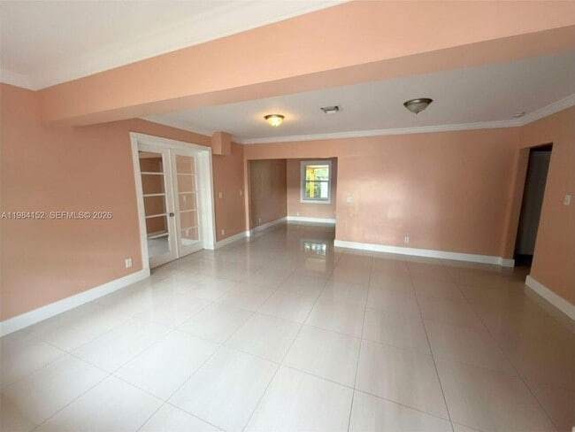Photo - 14215 NE 9th Avenue 14215 House