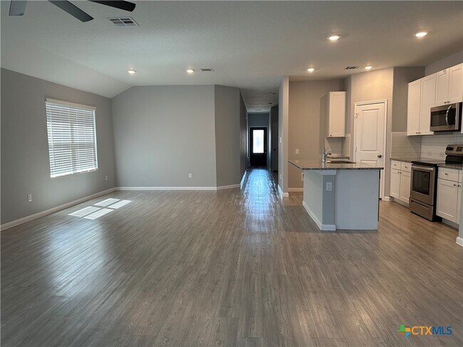 Building Photo - 341 Cordova Xing