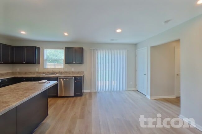 Foto del edificio - 120 Castlebrook Dr