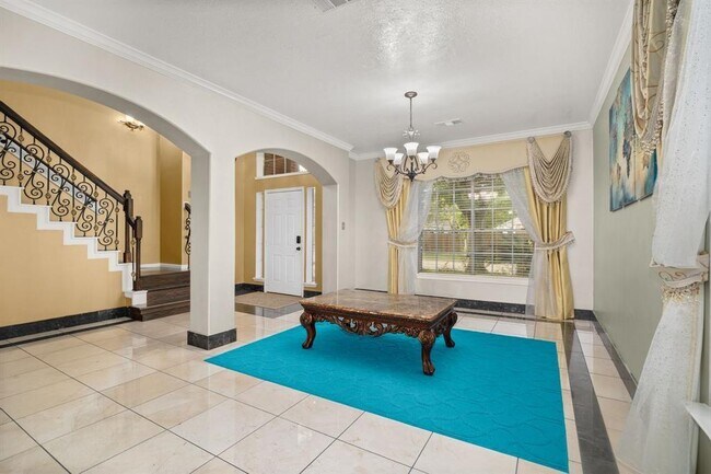 Foto del edificio - 8506 Regalbrook Dr