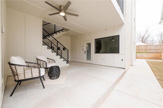 Foto del edificio - 1653 NW 12th St