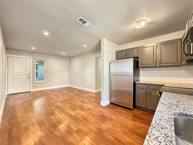 Foto del edificio - 740 Edgemont Ave