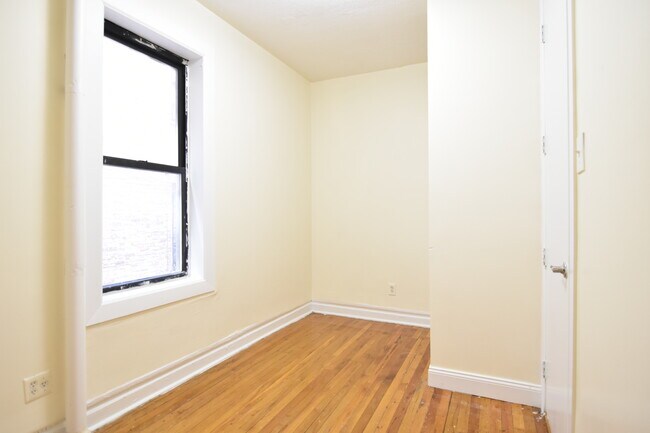 Foto del edificio - 106-108 Convent Ave