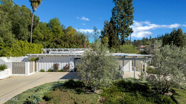 Building Photo - 4500 Stark Ave