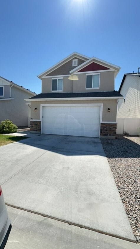 Foto principal - 3-BEDROOM HOUSE FOR RENT IN NORTH SALT LAKE