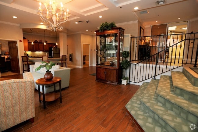 Interior Photo - Park Plaza @ Belvidere
