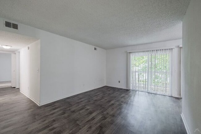 Building Photo - Affordable Living 20 Minutes from Everything Atlanta - Manchester Ridge