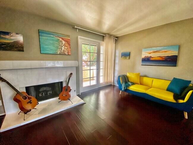 Sala de estar - 802 Magnolia Ave