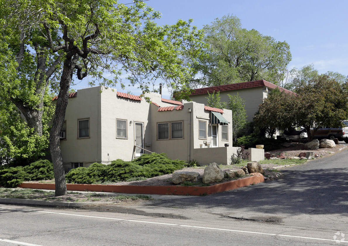 Building Photo - Red Rocks Terrace Apartments