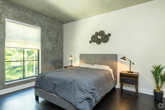 IB - 1BR, 1BA - 775SF - The Pearl