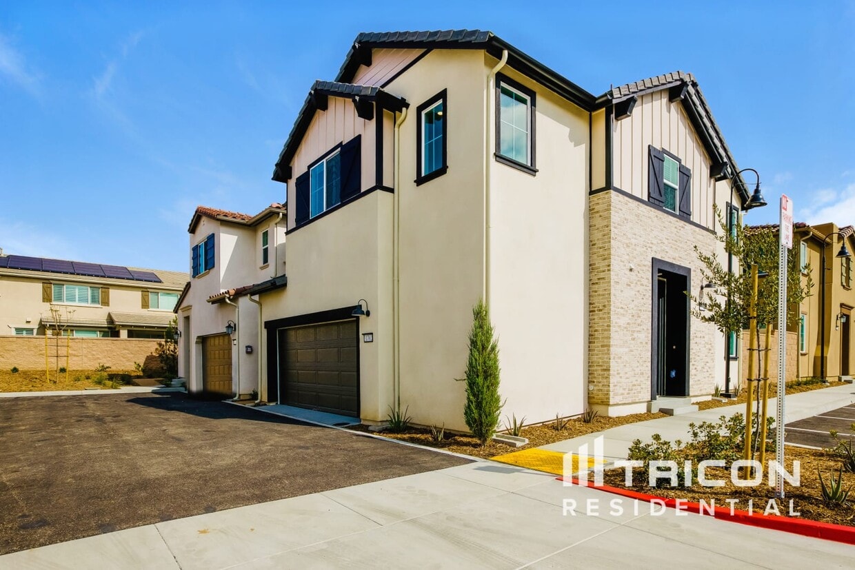Foto principal - 31702 Luther Dr