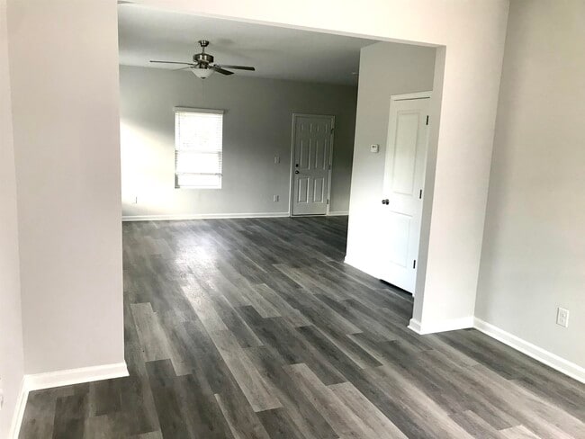 Building Photo - 106 Ison Woods Ct