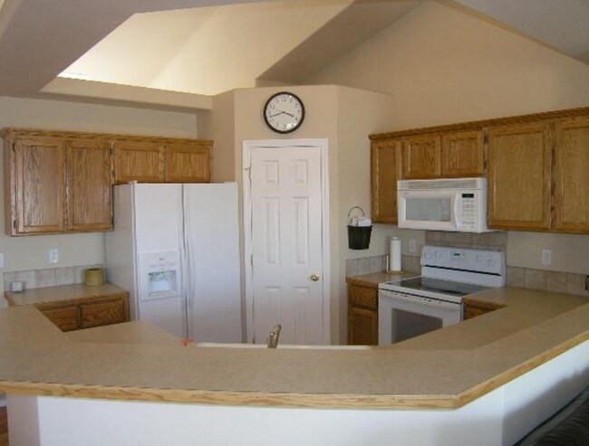 Foto del edificio - 7447 N Dodgin Ave