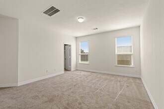 Building Photo - 4822 Hickory Deer Ln