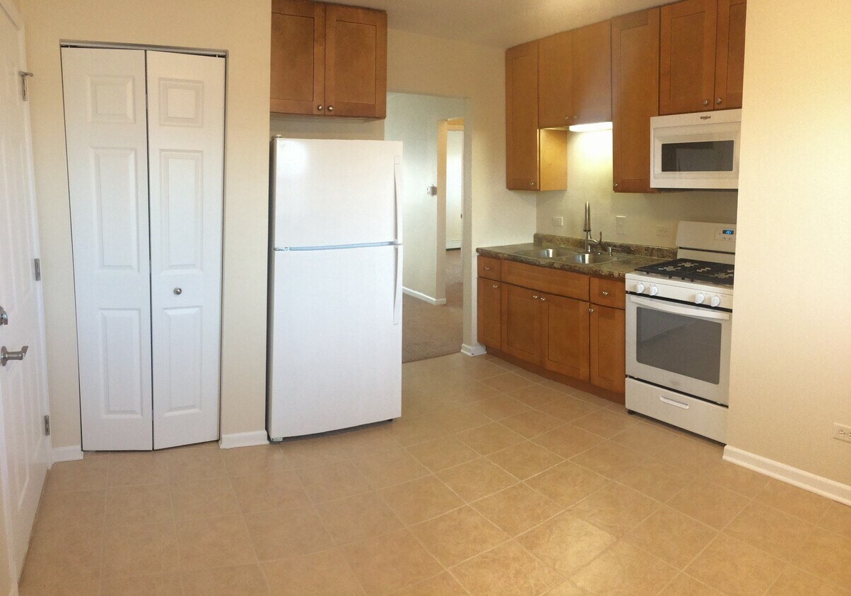 Primary Photo - 7505 Country Ln