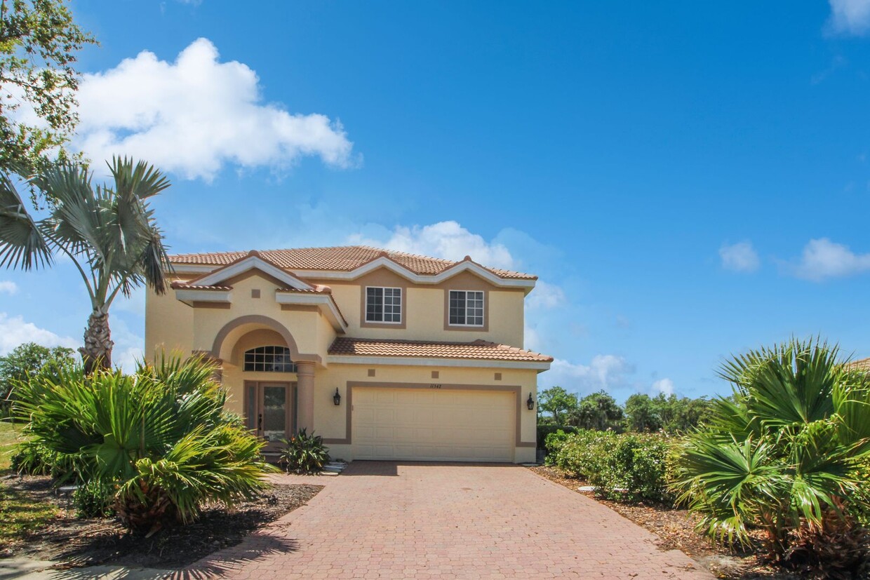 Foto principal - Stoneybrook Annual Home for Rent