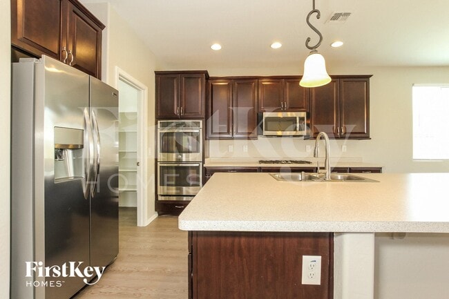 Building Photo - 10242 W Levi Dr