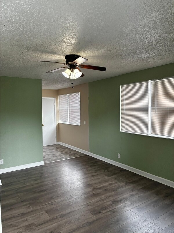 Foto del edificio - 1823 W 6th St
