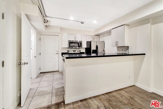 Foto del edificio - 10982 Roebling Ave