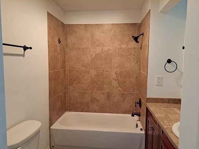 Foto del edificio - Slidwell lovely apartment for rent