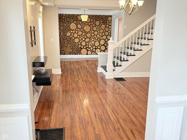 Foto del edificio - 1135 Spann Ave