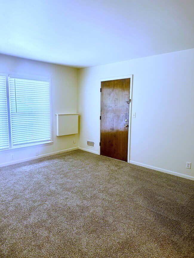 Foto del edificio - 2727 Brownsboro Rd