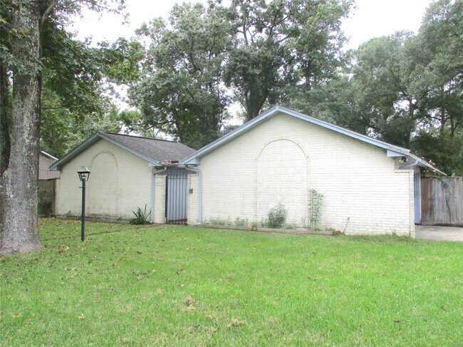 Building Photo - 25419 Glen Loch Dr