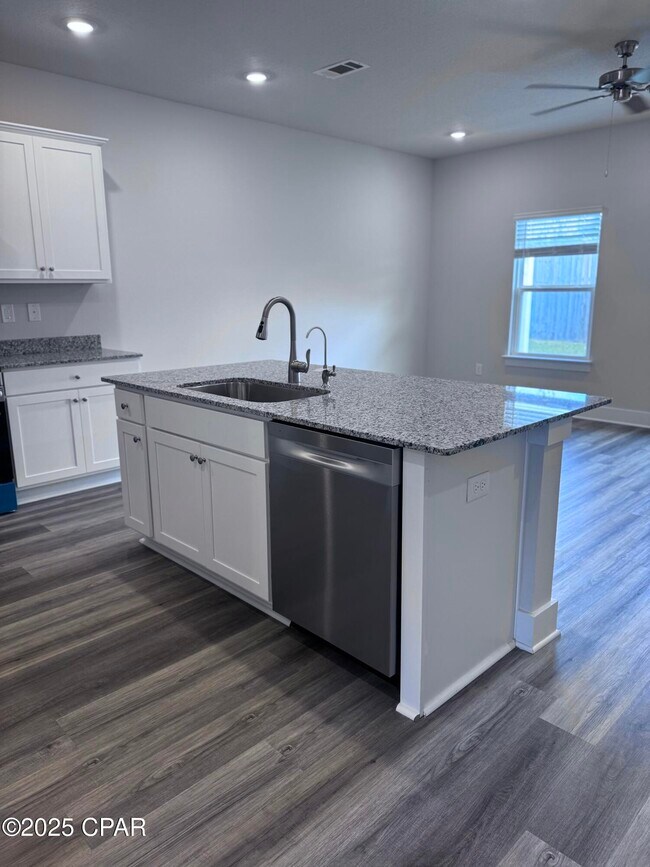 Foto del edificio - 205 Palmeras Marinas Ln