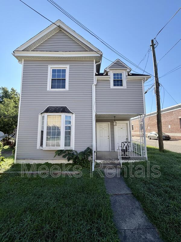 Building Photo - 506 2nd St