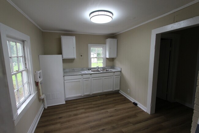 Foto del edificio - 247 Bynum Ave