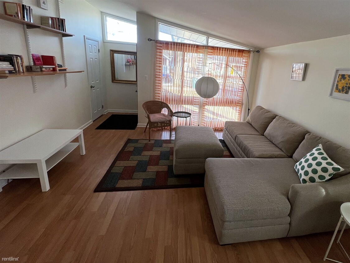 2121 Leitch Rd, Ferndale, MI 48220 House Rental in Ferndale, MI