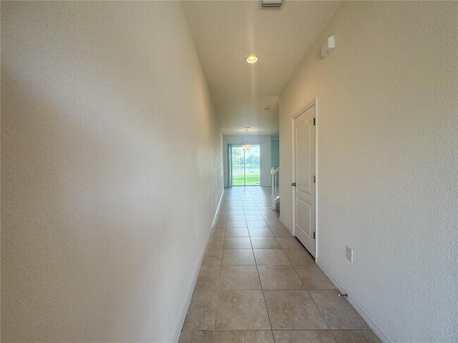 Building Photo - 27031 Juniper Bay Dr