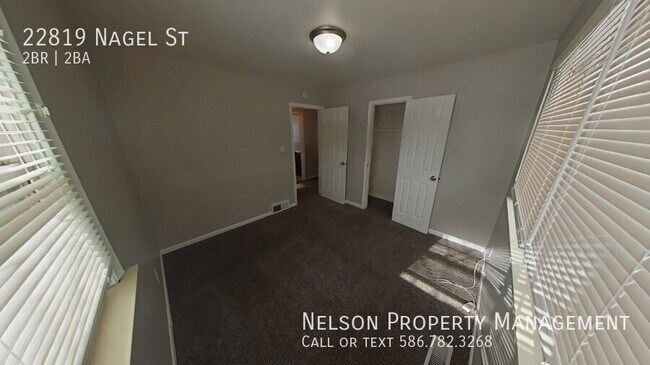 Foto del edificio - 22819 Nagel St