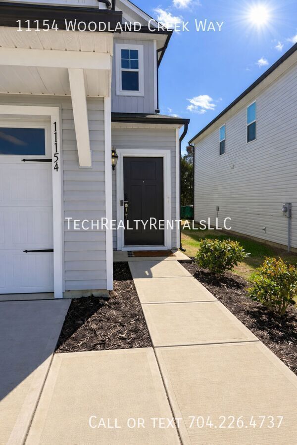 Building Photo - 11154 Woodland Crk Wy