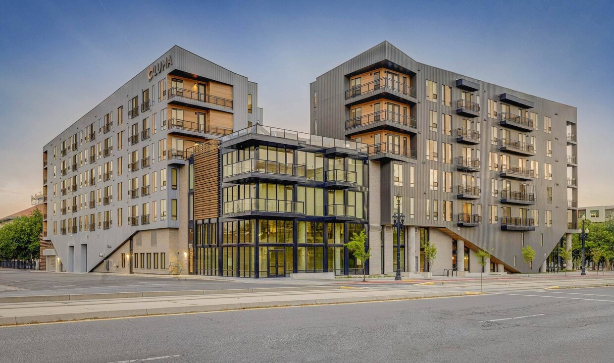 Primary Photo - Luma