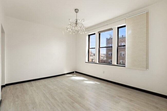 Foto del edificio - 6601 Broadway