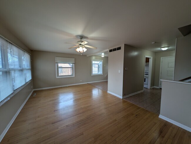 Foto del edificio - 4230 Lindley St