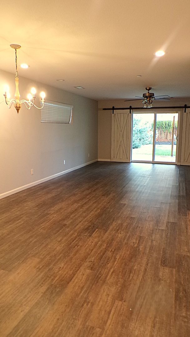 Building Photo - 3 Bedroom 2 Bathroom Home Coming Soon!