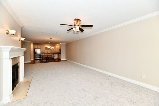 Interior Photo - Pinnacle on Meridian