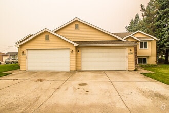 Building Photo - 10022 E Upriver Dr