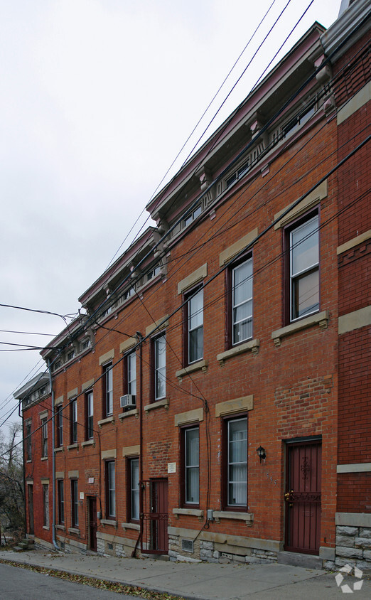 Primary Photo - 555-559 Boal St