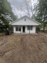 Building Photo - 207 State St