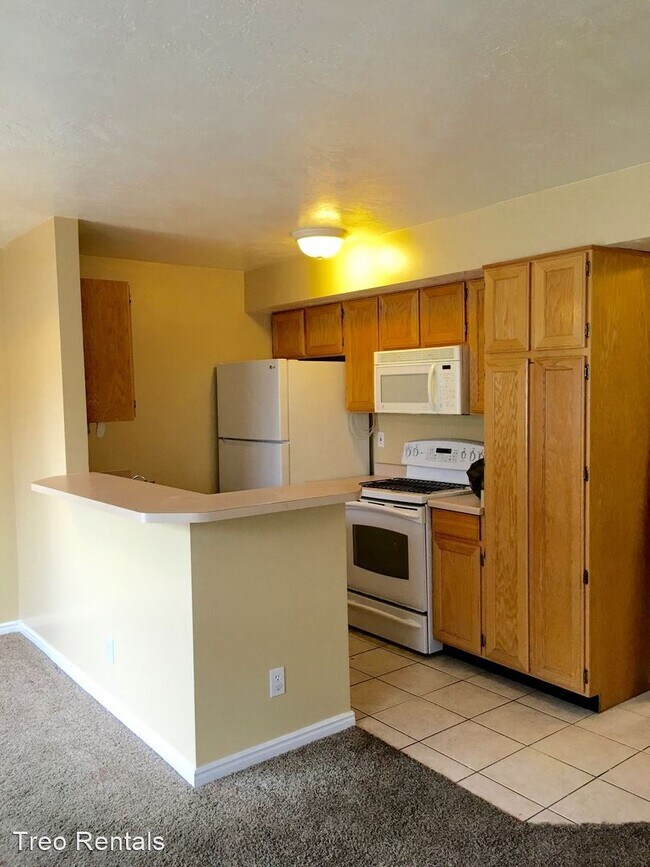 Building Photo - 3 br, 2.5 bath House - 8859 Foxtail Drive
