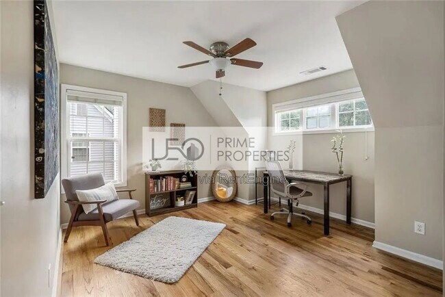 Foto del edificio - 162 Lowry St NE
