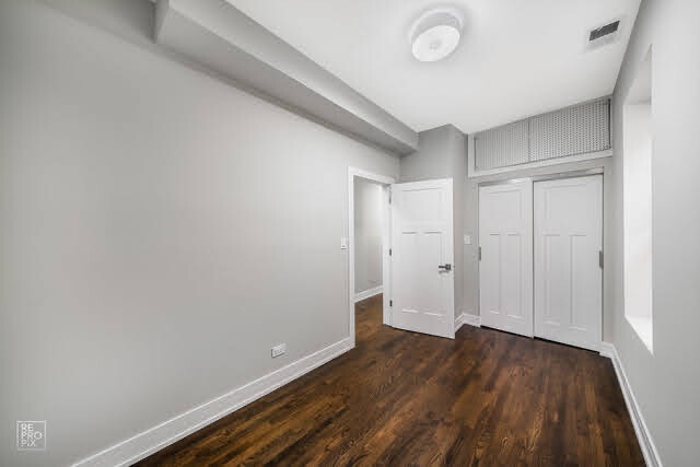 Foto del edificio - 1510 N Maplewood Ave