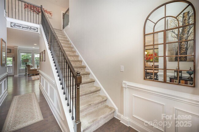 Building Photo - 118 Tomahawk Drive
