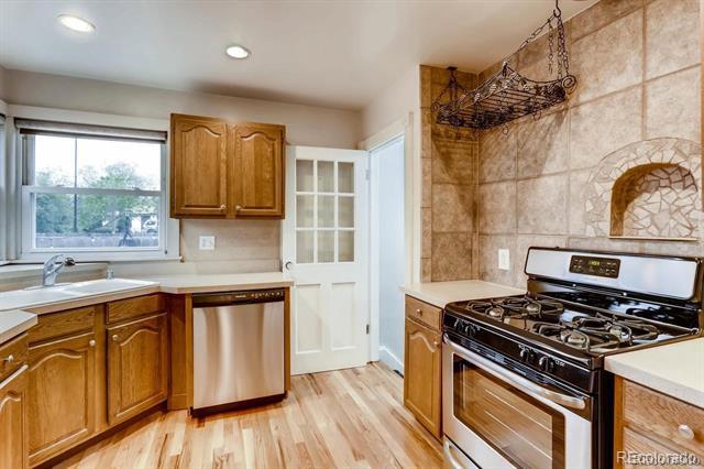 Building Photo - 5875 W 39th Ave