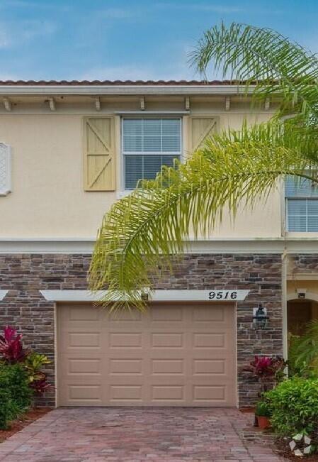 Building Photo - 9516 SW Merlin Ct