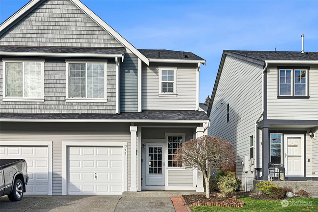 Foto del edificio - Stunning 3-Bedroom Townhome In Bremerton